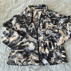 Synergy by Chico’s zip up top